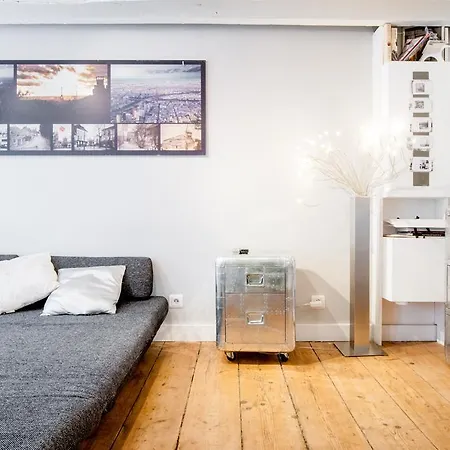 Apart - Dancourt Apartment *